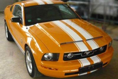 Teilfolierung - Fahrzeugdesign mit Folie individuell angefertigt.