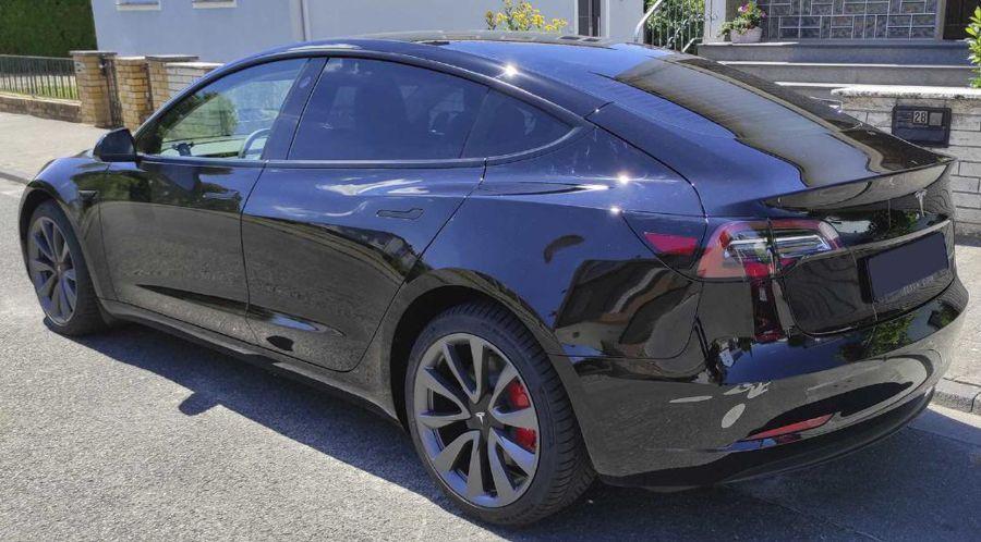 Scheibentönung Tesla Model 3